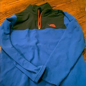 Worn 2 times Used Northface ski sweatshirt